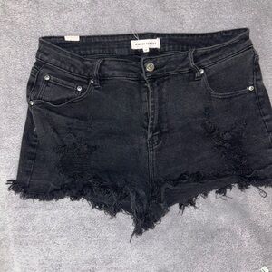 Almost Famous Women's Dark Jean Shorts